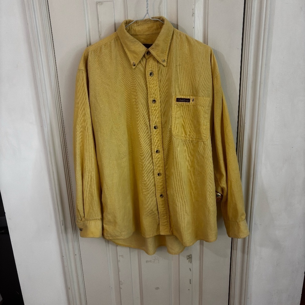 vintage Marlboro corduroy baby yellow button up